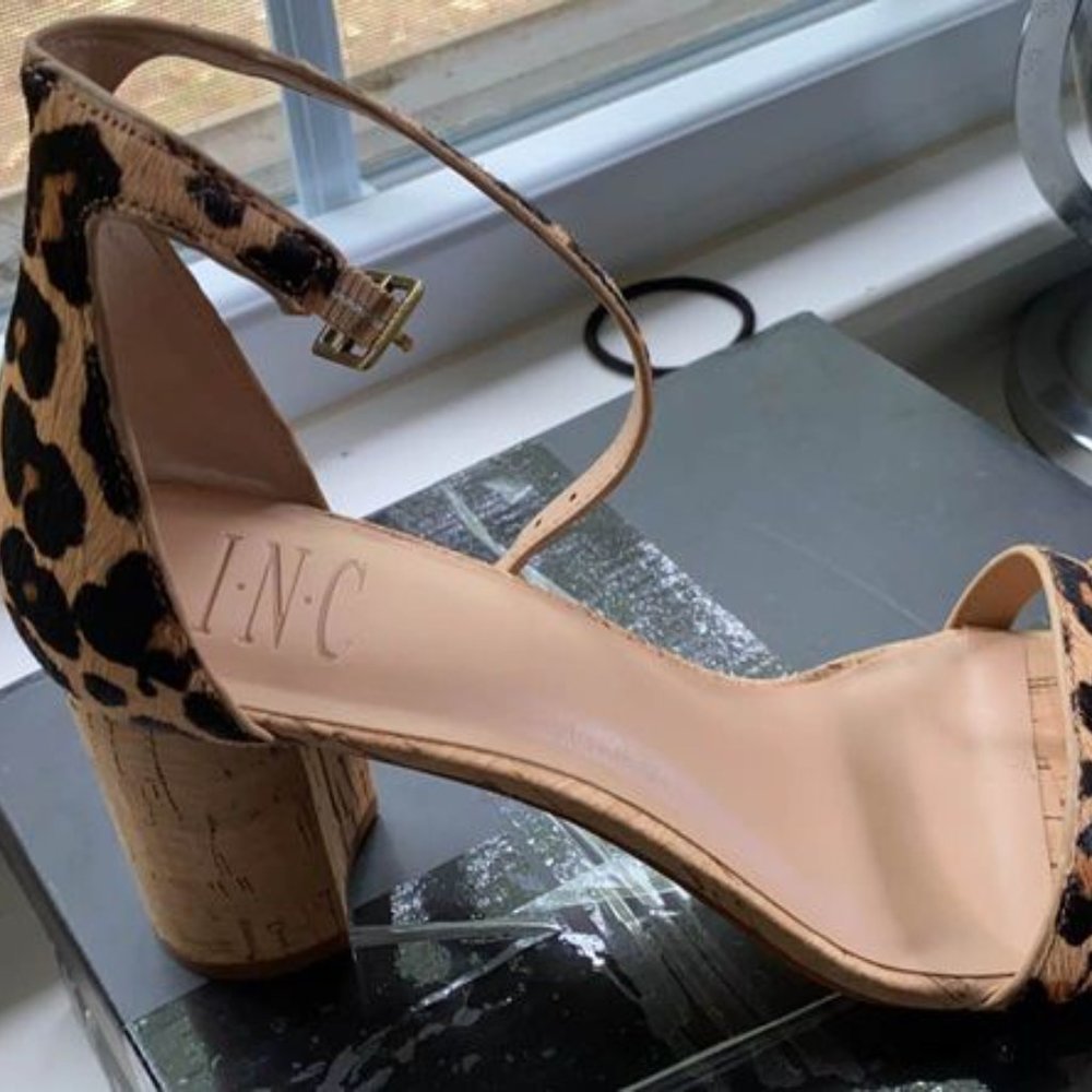 INC Wanamaker Nat Leo Sandal--Size 8.5 - Picture 4 of 4